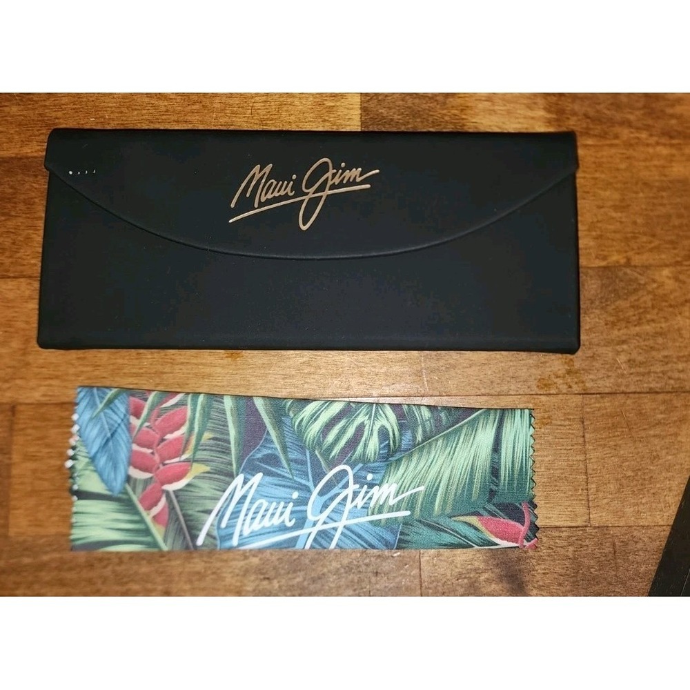 Maui Jim Matte Black Slim Folding  Sunglasses Case W Cloth